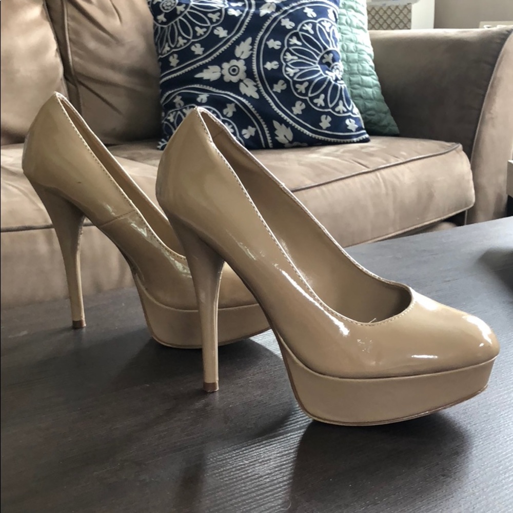 Tan Patent Leather Pumps